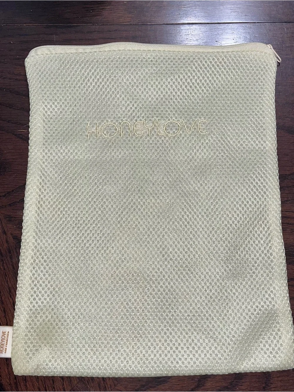 Honeylove Cream Mesh Delicate Wash Bag